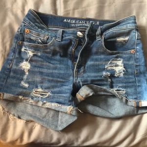 Size 2 AEO shorts